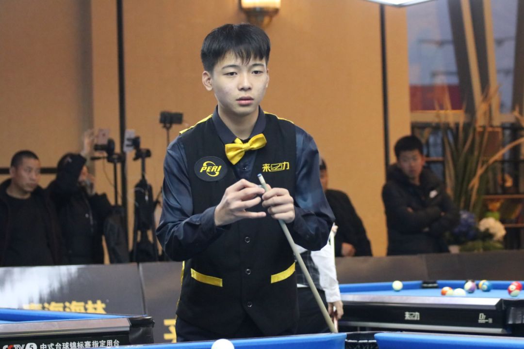 防守中锋 防守中锋